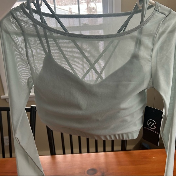 NWT MOVE THEOLOGY Blue Mist Mesh Layer Up Long Sleeve Top Medium Sheer Shelf Bra - Picture 3 of 12